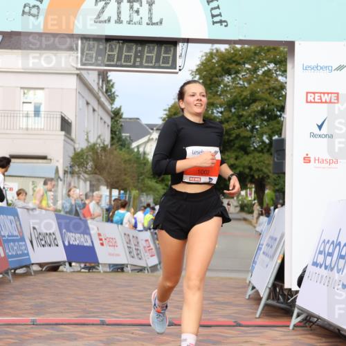 31.08.2025 - 21. Blankeneser Heldenlauf Strokosch-Dieckow http://msf.ph/oto/8648804 31.08.2025 09:47:01 Ziel 1114, 1029, 1002 meine-sportfotos.de