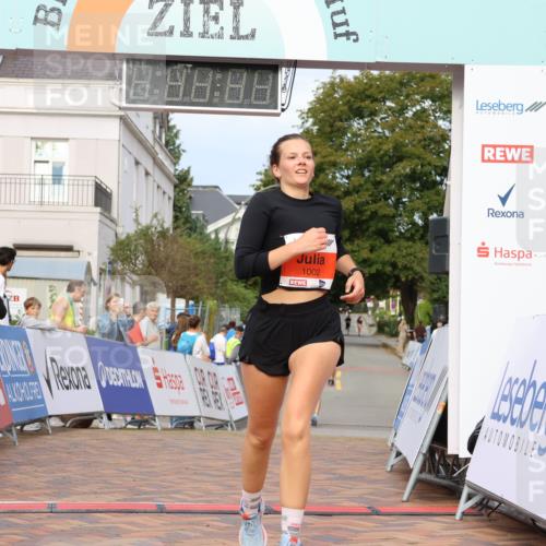 31.08.2025 - 21. Blankeneser Heldenlauf Strokosch-Dieckow http://msf.ph/oto/8648805 31.08.2025 09:47:01 Ziel 1114, 1029, 1002 meine-sportfotos.de
