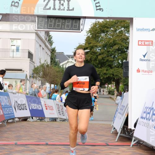 31.08.2025 - 21. Blankeneser Heldenlauf Strokosch-Dieckow http://msf.ph/oto/8648809 31.08.2025 09:47:01 Ziel 1114, 1029, 1002 meine-sportfotos.de
