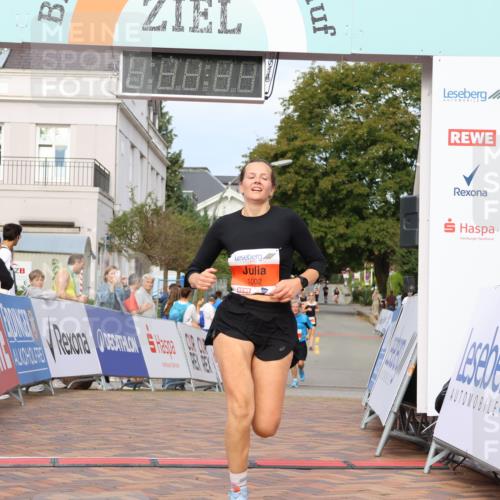31.08.2025 - 21. Blankeneser Heldenlauf Strokosch-Dieckow http://msf.ph/oto/8648811 31.08.2025 09:47:01 Ziel 1114, 1029, 1002 meine-sportfotos.de