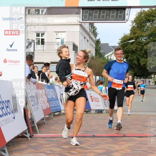 31.08.2025 - 21. Blankeneser Heldenlauf Strokosch-Dieckow http://msf.ph/oto/8648821 31.08.2025 09:46:58 Ziel 1114, 1029, 1002 meine-sportfotos.de