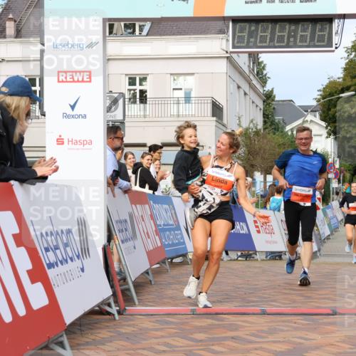 31.08.2025 - 21. Blankeneser Heldenlauf Strokosch-Dieckow http://msf.ph/oto/8648839 31.08.2025 09:46:57 Ziel 1114, 1029, 1002 meine-sportfotos.de