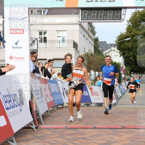 31.08.2025 - 21. Blankeneser Heldenlauf Strokosch-Dieckow http://msf.ph/oto/8648849 31.08.2025 09:46:57 Ziel 1114, 1029, 1002 meine-sportfotos.de