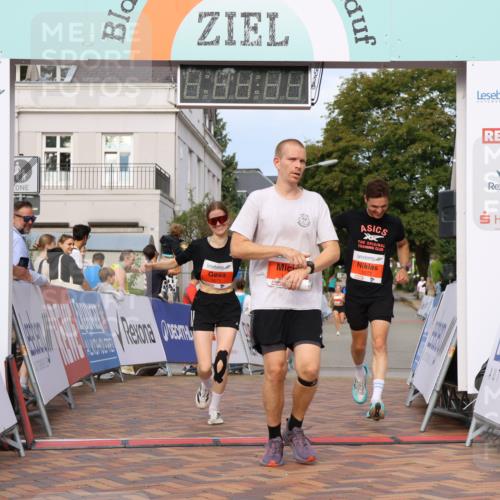 31.08.2025 - 21. Blankeneser Heldenlauf Strokosch-Dieckow http://msf.ph/oto/8648873 31.08.2025 09:46:45 Ziel 1147, 1073, 1072, 1173 meine-sportfotos.de