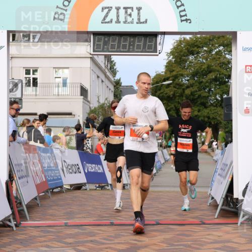 31.08.2025 - 21. Blankeneser Heldenlauf Strokosch-Dieckow http://msf.ph/oto/8648879 31.08.2025 09:46:45 Ziel 1147, 1073, 1072, 1173 meine-sportfotos.de