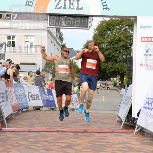 31.08.2025 - 21. Blankeneser Heldenlauf Strokosch-Dieckow http://msf.ph/oto/8648912 31.08.2025 09:46:27 Ziel 1130, 1050, 1053 meine-sportfotos.de