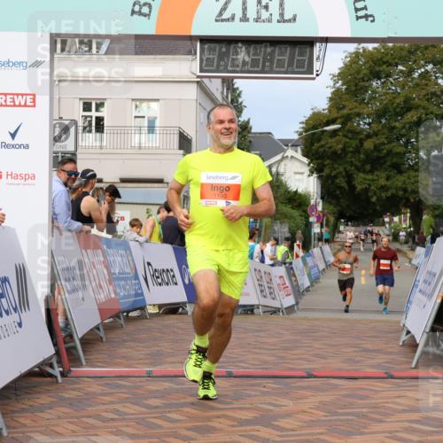 31.08.2025 - 21. Blankeneser Heldenlauf Strokosch-Dieckow http://msf.ph/oto/8648922 31.08.2025 09:46:22 Ziel 1130 meine-sportfotos.de