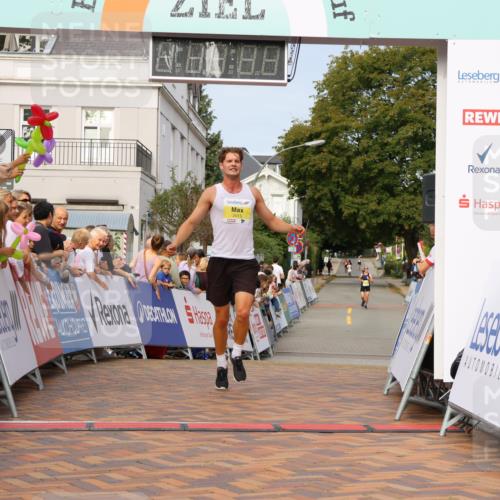 31.08.2025 - 21. Blankeneser Heldenlauf Strokosch-Dieckow http://msf.ph/oto/8649012 31.08.2025 10:15:39 Ziel 2015 meine-sportfotos.de