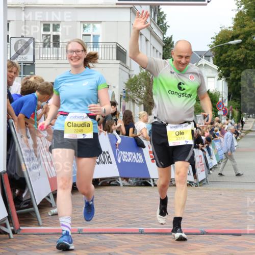 31.08.2025 - 21. Blankeneser Heldenlauf Strokosch-Dieckow http://msf.ph/oto/8649171 31.08.2025 10:50:11 Ziel 2315, 2245, 2313 meine-sportfotos.de