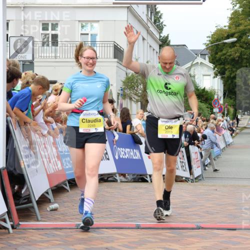 31.08.2025 - 21. Blankeneser Heldenlauf Strokosch-Dieckow http://msf.ph/oto/8649180 31.08.2025 10:50:10 Ziel 2315, 2245, 2313, 3038, 3685 meine-sportfotos.de