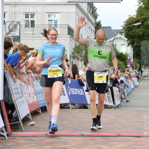 31.08.2025 - 21. Blankeneser Heldenlauf Strokosch-Dieckow http://msf.ph/oto/8649181 31.08.2025 10:50:10 Ziel 2315, 2245, 2313, 3038, 3685 meine-sportfotos.de