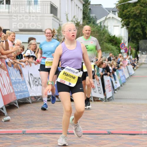 31.08.2025 - 21. Blankeneser Heldenlauf Strokosch-Dieckow http://msf.ph/oto/8649186 31.08.2025 10:50:08 Ziel 2315, 2245, 2313, 3038, 3685 meine-sportfotos.de