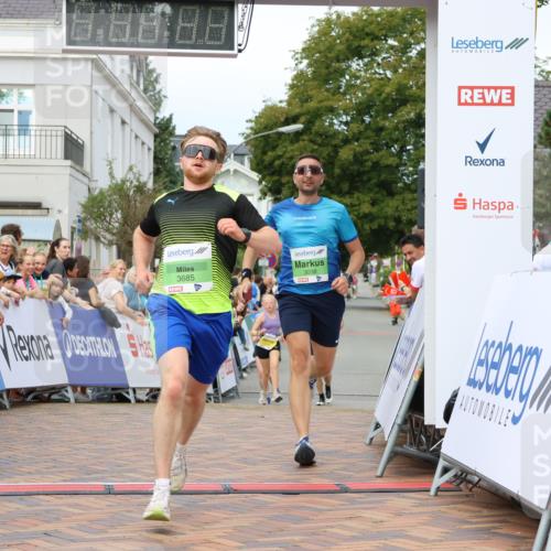 31.08.2025 - 21. Blankeneser Heldenlauf Strokosch-Dieckow http://msf.ph/oto/8649207 31.08.2025 10:50:03 Ziel 2315, 3038, 3185, 3685 meine-sportfotos.de