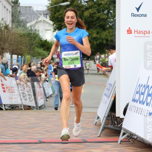 31.08.2025 - 21. Blankeneser Heldenlauf Strokosch-Dieckow http://msf.ph/oto/8649267 31.08.2025 10:49:33 Ziel 2434, 3414, 3329 meine-sportfotos.de