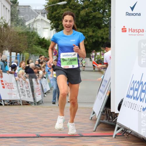 31.08.2025 - 21. Blankeneser Heldenlauf Strokosch-Dieckow http://msf.ph/oto/8649269 31.08.2025 10:49:33 Ziel 2434, 3414, 3329 meine-sportfotos.de