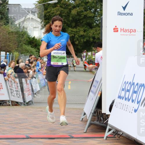 31.08.2025 - 21. Blankeneser Heldenlauf Strokosch-Dieckow http://msf.ph/oto/8649277 31.08.2025 10:49:33 Ziel 2434, 3414, 3329 meine-sportfotos.de