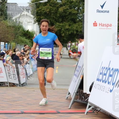 31.08.2025 - 21. Blankeneser Heldenlauf Strokosch-Dieckow http://msf.ph/oto/8649283 31.08.2025 10:49:32 Ziel 3414, 3329 meine-sportfotos.de