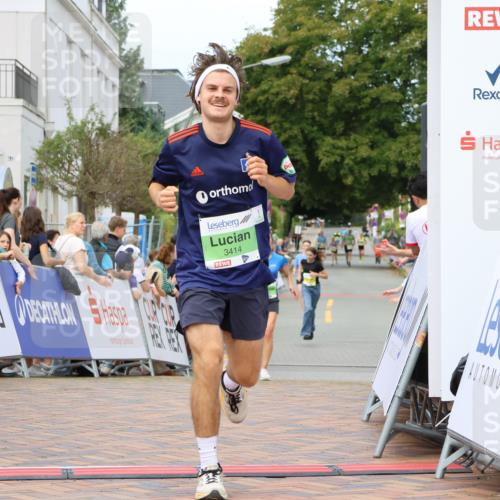 31.08.2025 - 21. Blankeneser Heldenlauf Strokosch-Dieckow http://msf.ph/oto/8649289 31.08.2025 10:49:30 Ziel 3414, 3329 meine-sportfotos.de