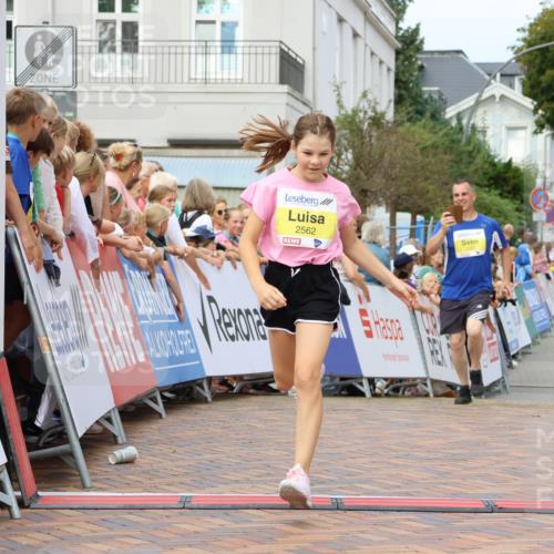 31.08.2025 - 21. Blankeneser Heldenlauf Strokosch-Dieckow http://msf.ph/oto/8649342 31.08.2025 10:49:12 Ziel 2562, 2561 meine-sportfotos.de