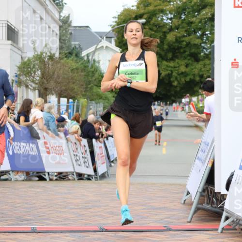 31.08.2025 - 21. Blankeneser Heldenlauf Strokosch-Dieckow http://msf.ph/oto/8649383 31.08.2025 10:48:29 Ziel 3692, 3686 meine-sportfotos.de