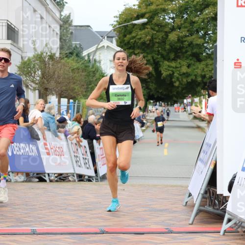 31.08.2025 - 21. Blankeneser Heldenlauf Strokosch-Dieckow http://msf.ph/oto/8649393 31.08.2025 10:48:28 Ziel 3692, 3686 meine-sportfotos.de