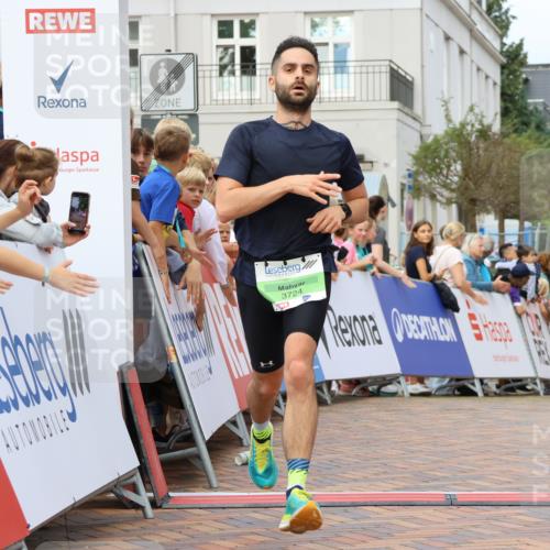 31.08.2025 - 21. Blankeneser Heldenlauf Strokosch-Dieckow http://msf.ph/oto/8649443 31.08.2025 10:47:21 Ziel 3724 meine-sportfotos.de