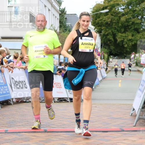 31.08.2025 - 21. Blankeneser Heldenlauf Strokosch-Dieckow http://msf.ph/oto/8649461 31.08.2025 10:47:08 Ziel 2202, 2371 meine-sportfotos.de