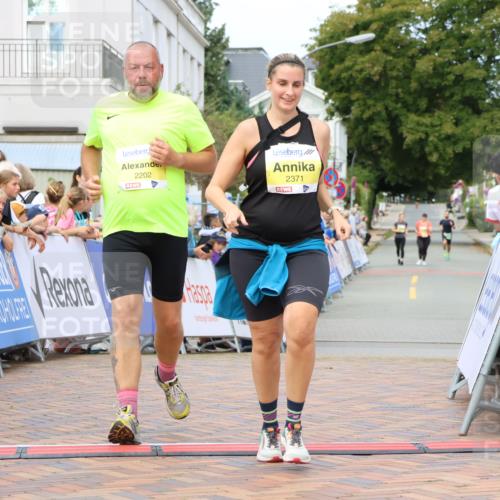 31.08.2025 - 21. Blankeneser Heldenlauf Strokosch-Dieckow http://msf.ph/oto/8649462 31.08.2025 10:47:08 Ziel 2202, 2371 meine-sportfotos.de
