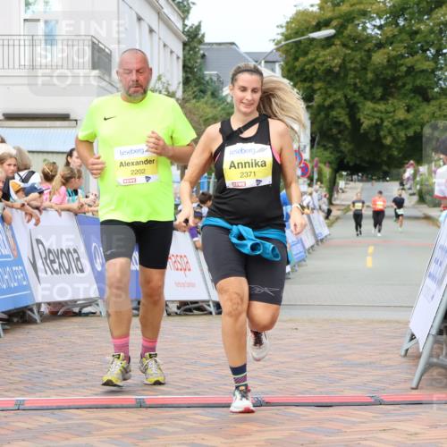 31.08.2025 - 21. Blankeneser Heldenlauf Strokosch-Dieckow http://msf.ph/oto/8649464 31.08.2025 10:47:08 Ziel 2202, 2371 meine-sportfotos.de
