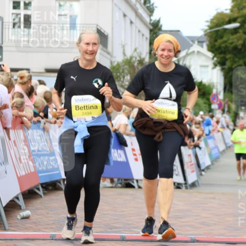 31.08.2025 - 21. Blankeneser Heldenlauf Strokosch-Dieckow http://msf.ph/oto/8649472 31.08.2025 10:46:58 Ziel 2327, 2389, 2494, 2353 meine-sportfotos.de