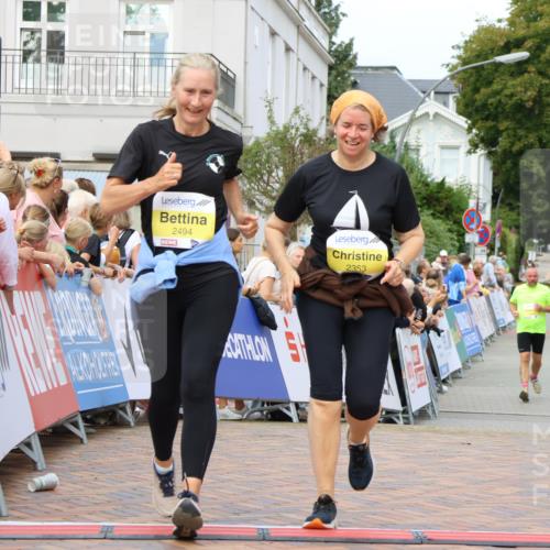 31.08.2025 - 21. Blankeneser Heldenlauf Strokosch-Dieckow http://msf.ph/oto/8649475 31.08.2025 10:46:58 Ziel 2327, 2389, 2494, 2353 meine-sportfotos.de