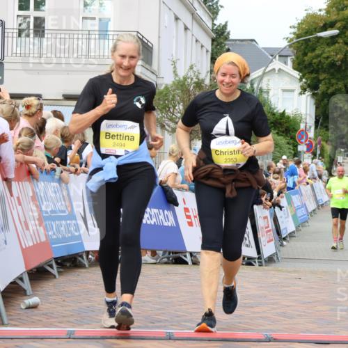 31.08.2025 - 21. Blankeneser Heldenlauf Strokosch-Dieckow http://msf.ph/oto/8649476 31.08.2025 10:46:58 Ziel 2327, 2389, 2494, 2353 meine-sportfotos.de