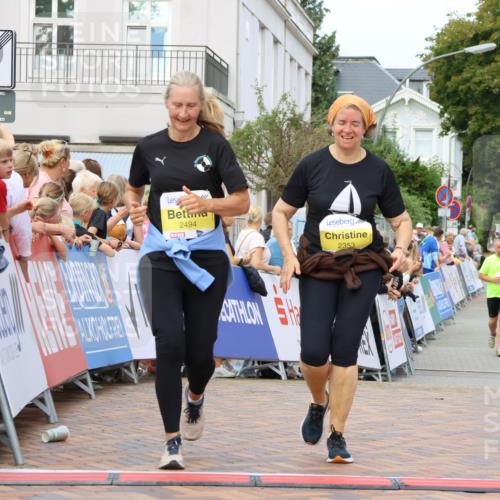 31.08.2025 - 21. Blankeneser Heldenlauf Strokosch-Dieckow http://msf.ph/oto/8649481 31.08.2025 10:46:58 Ziel 2327, 2389, 2494, 2353 meine-sportfotos.de