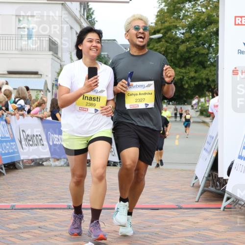 31.08.2025 - 21. Blankeneser Heldenlauf Strokosch-Dieckow http://msf.ph/oto/8649486 31.08.2025 10:46:51 Ziel 2327, 2389 meine-sportfotos.de