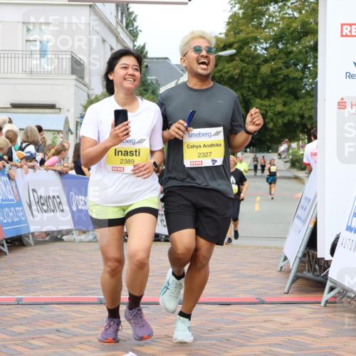 31.08.2025 - 21. Blankeneser Heldenlauf Strokosch-Dieckow http://msf.ph/oto/8649487 31.08.2025 10:46:51 Ziel 2327, 2389 meine-sportfotos.de