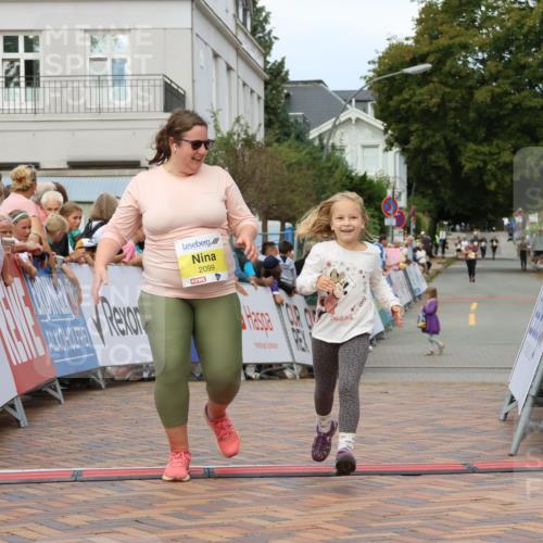31.08.2025 - 21. Blankeneser Heldenlauf Strokosch-Dieckow http://msf.ph/oto/8649554 31.08.2025 10:45:58 Ziel 2099 meine-sportfotos.de