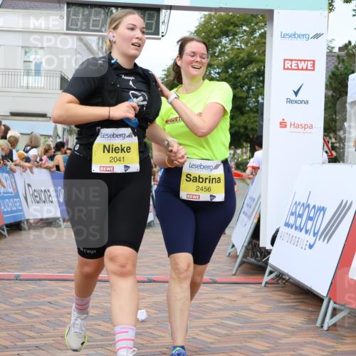 31.08.2025 - 21. Blankeneser Heldenlauf Strokosch-Dieckow http://msf.ph/oto/8649614 31.08.2025 10:45:09 Ziel 2456, 2225, 2041 meine-sportfotos.de