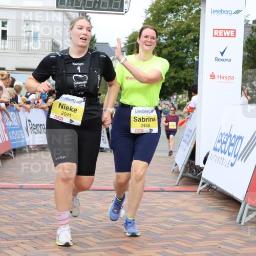 31.08.2025 - 21. Blankeneser Heldenlauf Strokosch-Dieckow http://msf.ph/oto/8649619 31.08.2025 10:45:09 Ziel 2456, 2225, 2041 meine-sportfotos.de