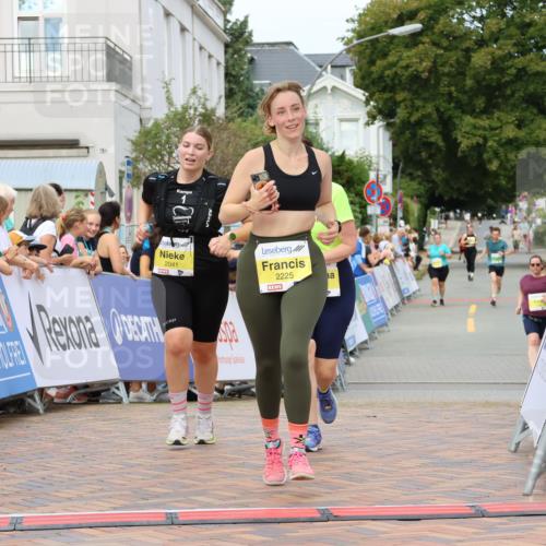 31.08.2025 - 21. Blankeneser Heldenlauf Strokosch-Dieckow http://msf.ph/oto/8649628 31.08.2025 10:45:06 Ziel 2456, 2225, 2041 meine-sportfotos.de