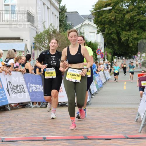 31.08.2025 - 21. Blankeneser Heldenlauf Strokosch-Dieckow http://msf.ph/oto/8649631 31.08.2025 10:45:06 Ziel 2456, 2225, 2041 meine-sportfotos.de