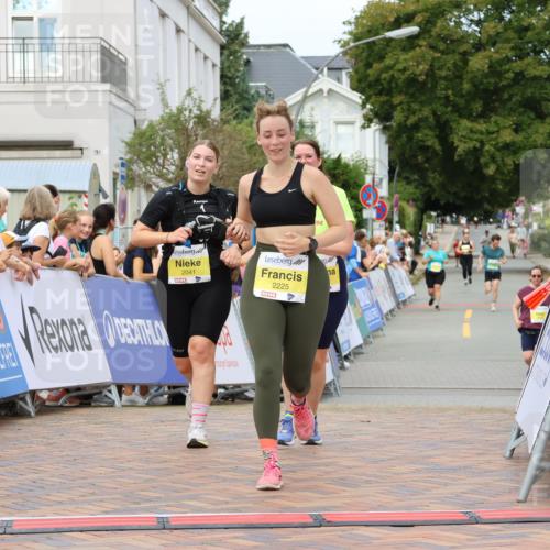31.08.2025 - 21. Blankeneser Heldenlauf Strokosch-Dieckow http://msf.ph/oto/8649632 31.08.2025 10:45:06 Ziel 2456, 2225, 2041 meine-sportfotos.de