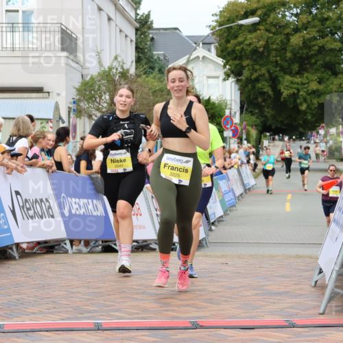 31.08.2025 - 21. Blankeneser Heldenlauf Strokosch-Dieckow http://msf.ph/oto/8649634 31.08.2025 10:45:06 Ziel 2456, 2225, 2041 meine-sportfotos.de