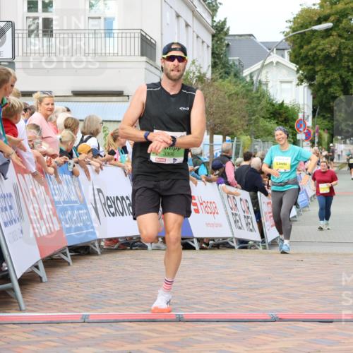 31.08.2025 - 21. Blankeneser Heldenlauf Strokosch-Dieckow http://msf.ph/oto/8649662 31.08.2025 10:44:42 Ziel 3518, 3396 meine-sportfotos.de