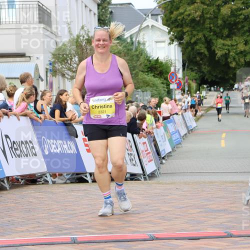 31.08.2025 - 21. Blankeneser Heldenlauf Strokosch-Dieckow http://msf.ph/oto/8649696 31.08.2025 10:43:58 Ziel 2321 meine-sportfotos.de
