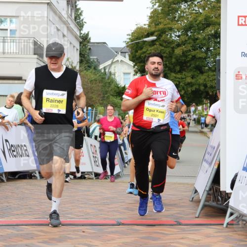 31.08.2025 - 21. Blankeneser Heldenlauf Strokosch-Dieckow http://msf.ph/oto/8649723 31.08.2025 10:31:57 Ziel 2222, 2567, 2077, 2407, 2462, 2734, 2735, 2105, 2278, 2228, 2501 meine-sportfotos.de