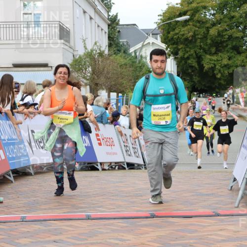 31.08.2025 - 21. Blankeneser Heldenlauf Strokosch-Dieckow http://msf.ph/oto/8649753 31.08.2025 10:43:40 Ziel 2638, 2637 meine-sportfotos.de