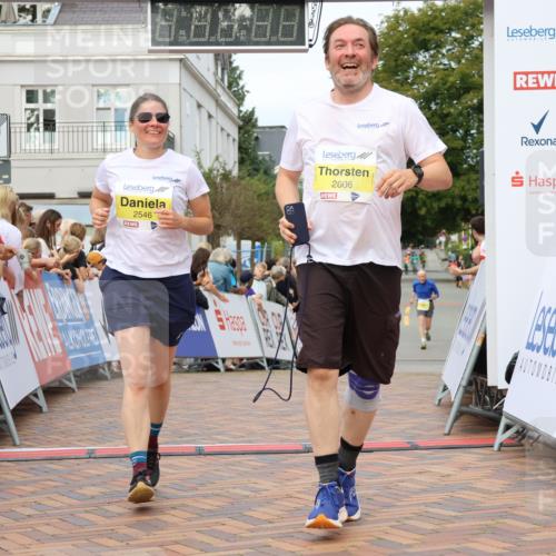 31.08.2025 - 21. Blankeneser Heldenlauf Strokosch-Dieckow http://msf.ph/oto/8649789 31.08.2025 10:42:53 Ziel 2546, 2606 meine-sportfotos.de