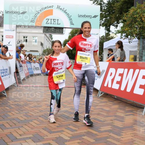 31.08.2025 - 21. Blankeneser Heldenlauf Strokosch-Dieckow http://msf.ph/oto/8649828 31.08.2025 10:41:57 Ziel 2512, 2511 meine-sportfotos.de
