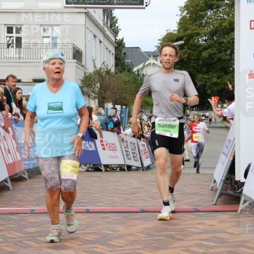 31.08.2025 - 21. Blankeneser Heldenlauf Strokosch-Dieckow http://msf.ph/oto/8649835 31.08.2025 10:41:49 Ziel 2774, 2036, 2666, 3409 meine-sportfotos.de