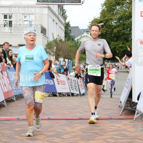 31.08.2025 - 21. Blankeneser Heldenlauf Strokosch-Dieckow http://msf.ph/oto/8649836 31.08.2025 10:41:49 Ziel 2774, 2036, 2666, 3409 meine-sportfotos.de